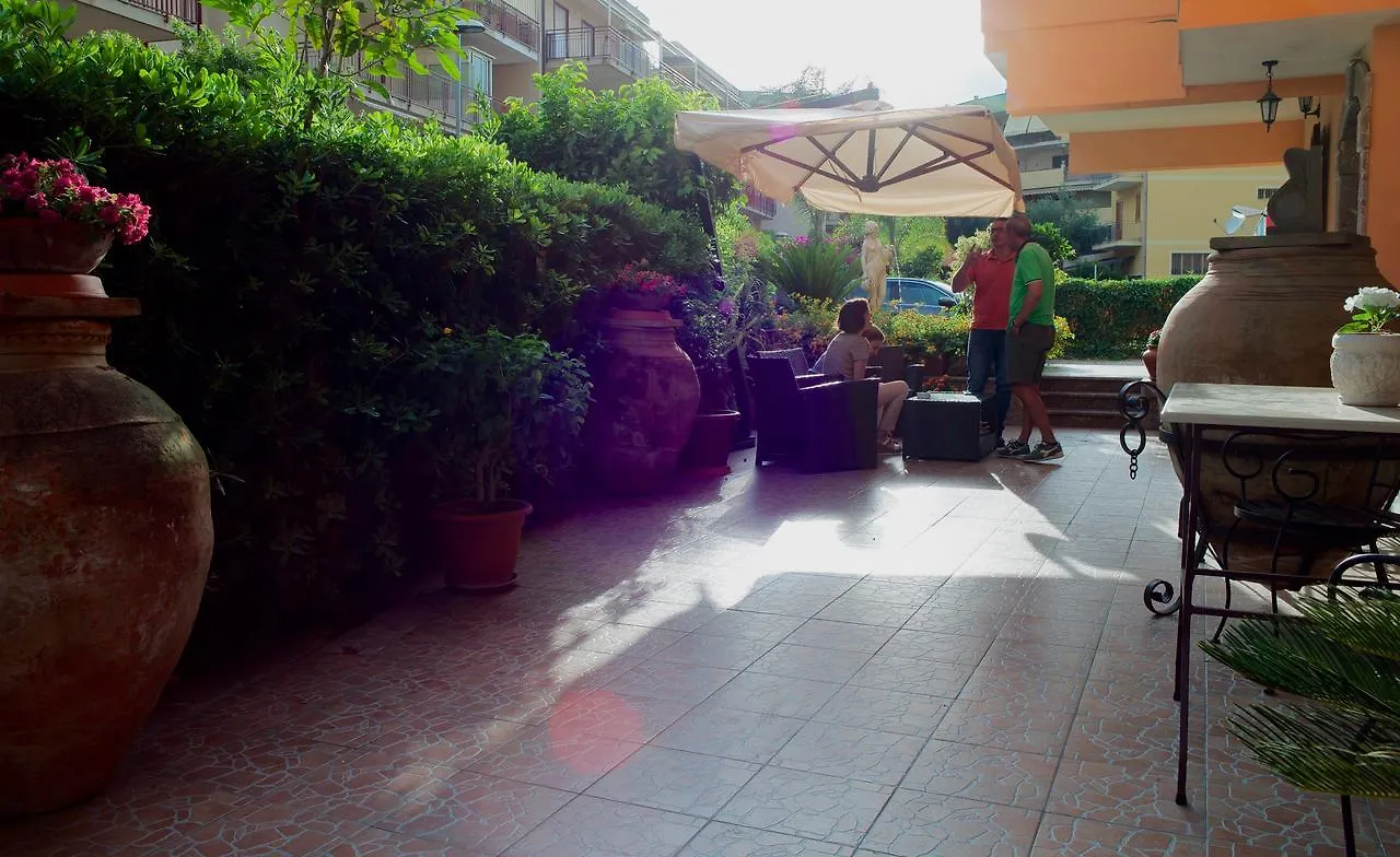 B&B Mareagro Санта-Тереза-ди-Рива Италия